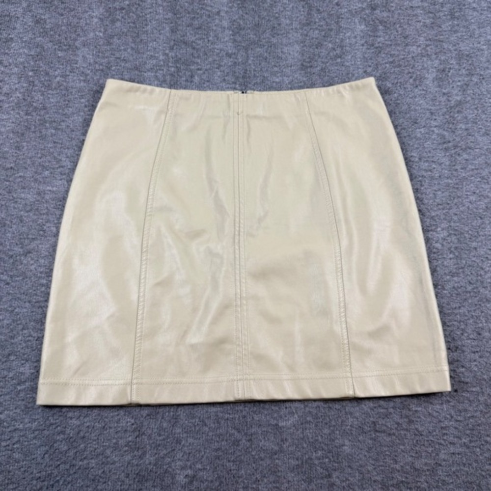 Shinestar Mini Skirt Women's Size Medium Beige Faux Leather PU Zip Back SS5024B